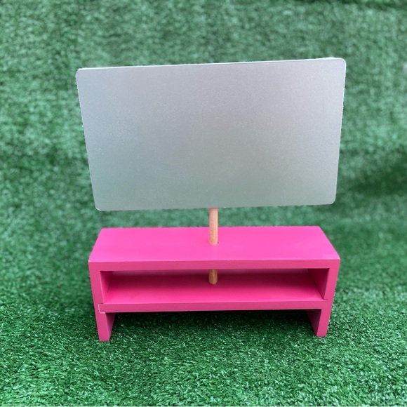 Doll TV - Picture 2 of 2